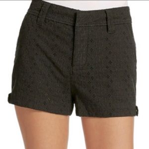 💗Free People black eyelet shorts💗